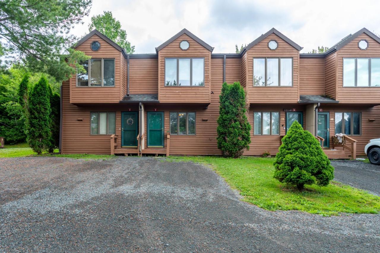 Redwood Retreat In Windham - Pool! Tennis! Holiday home *